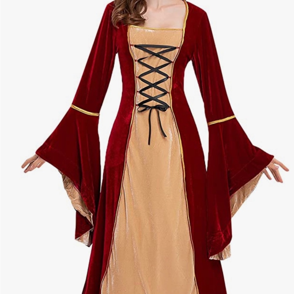 Women Medieval Renaissance Costume. Size XS